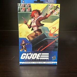 Hasbro G.I. Joe Classified Series Action Figure - Red and Blue
